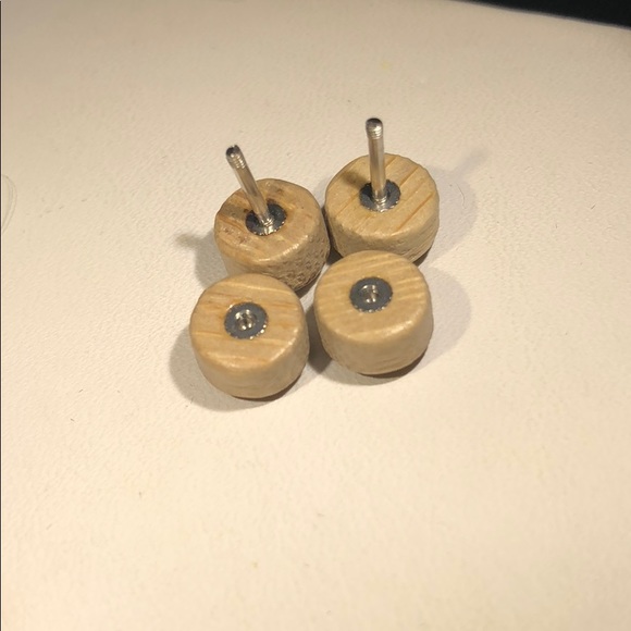 Natural Wood - Fake plugs - Picture 2 of 4